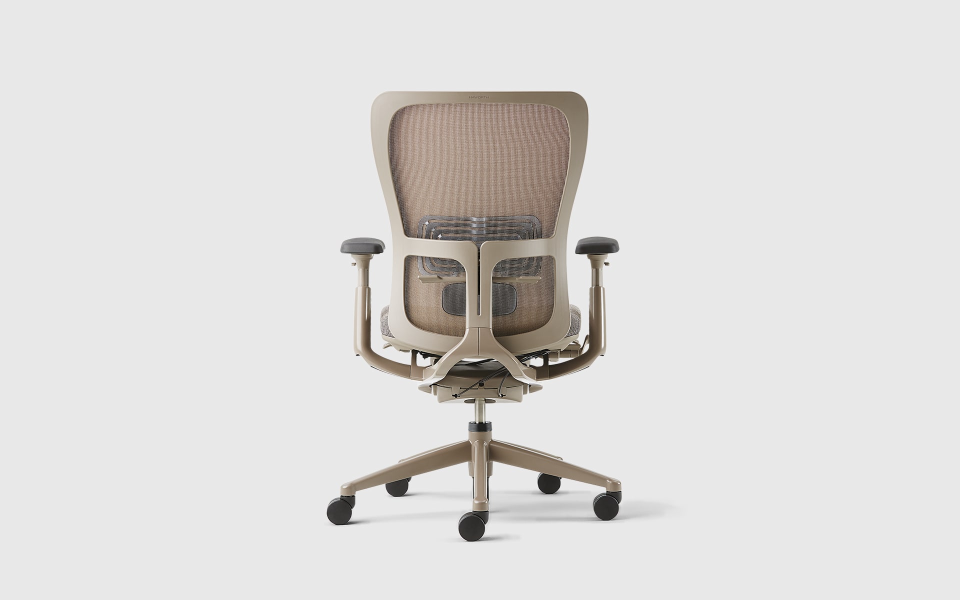 Haworth office chair Zody by ITO Design with brown backrest