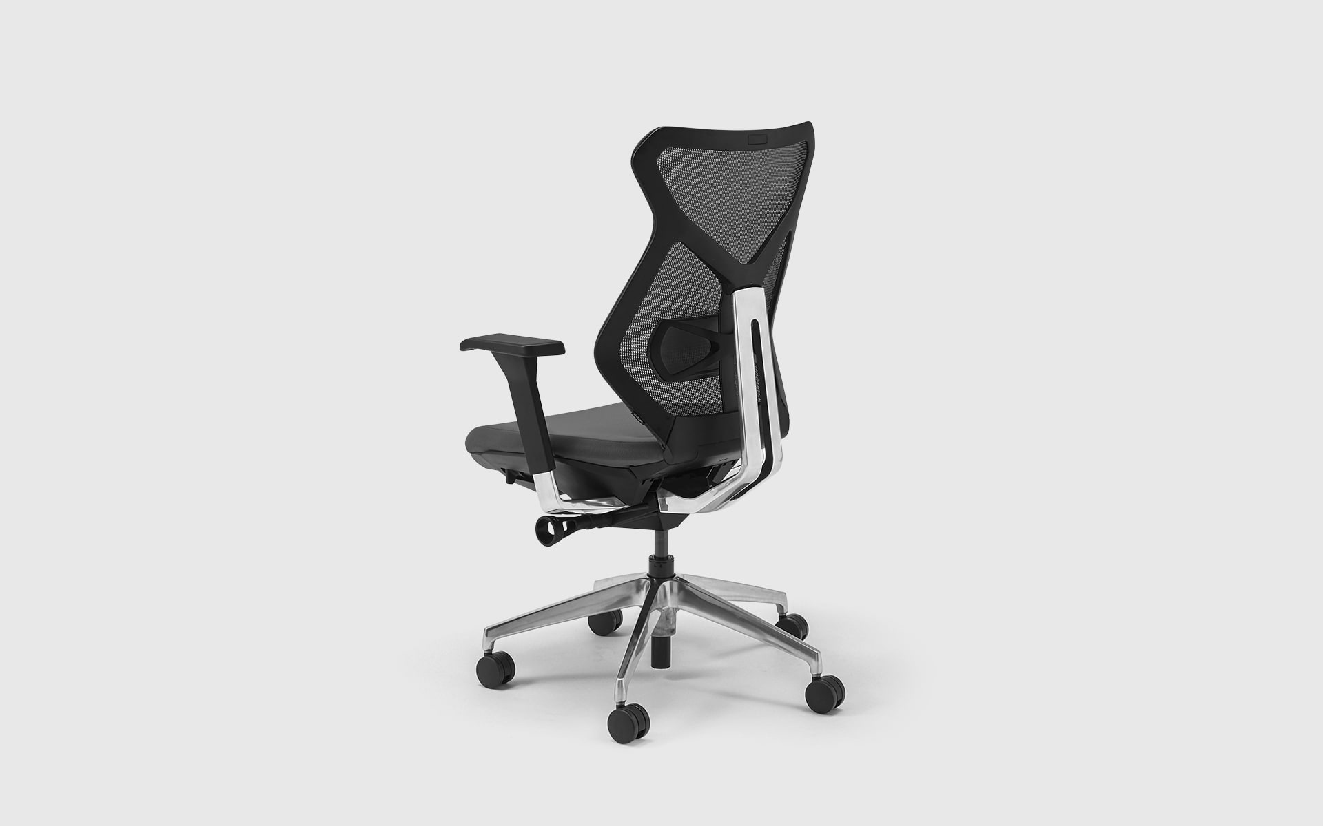 Black-and-grey ITOKI Sequa office chair by ITO Design